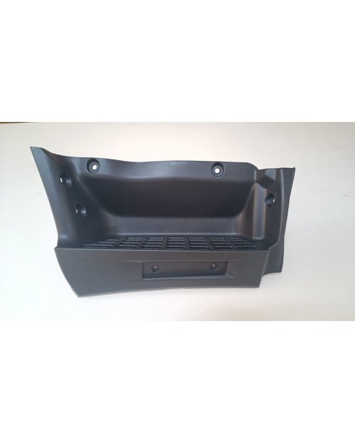 MİTSUBİSHİ BASAMAK PLASTİĞİ (SAĞ) FUSO 839, 859, FUSO EURO 5